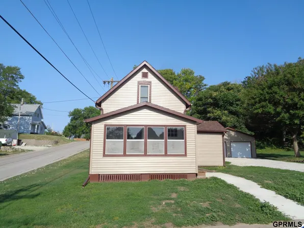 129 N 9th St, Missouri Valley, IA 51555