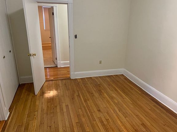 4th image of 1788 Beacon St #26