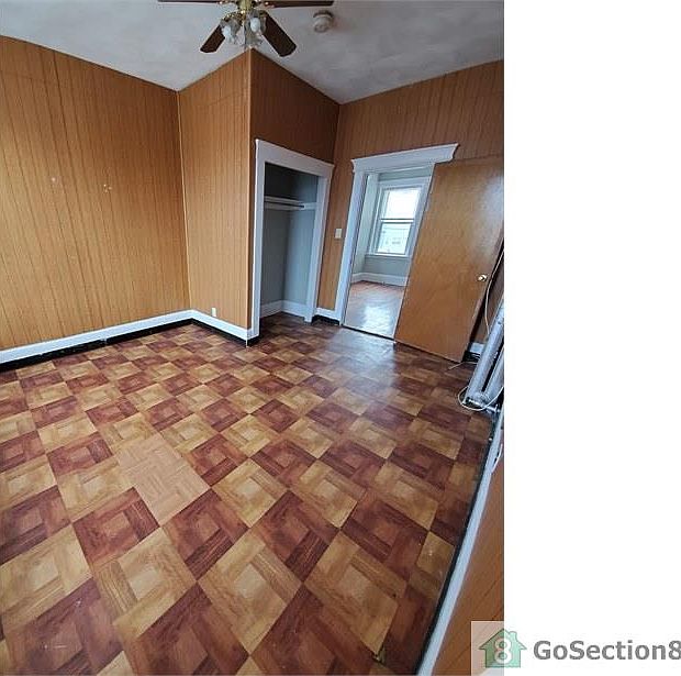 2nd image of 125 Arlington St APT 5