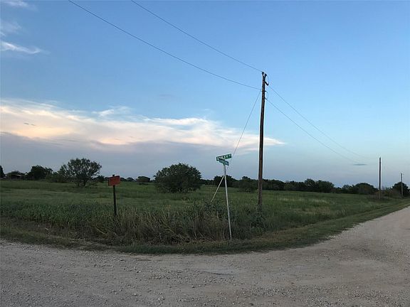 4th image of 3AC Old Dairy Farm Rd