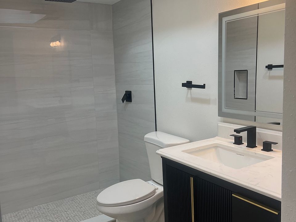 1st image of 1845 S Highland Ave APT 11