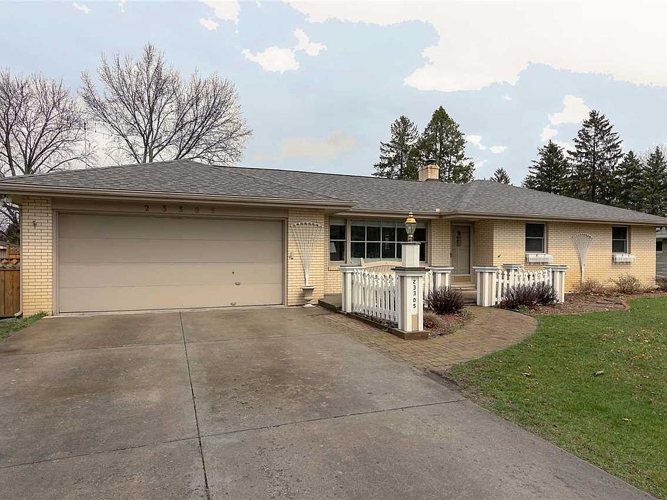 1st image of 23305 Greenleaf Blvd