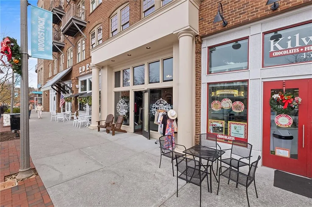360 Chambers Street - 1 — Photo 2
