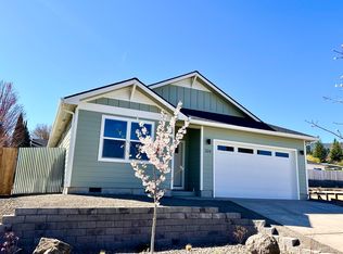 324 Randy St, Ashland, OR 97520