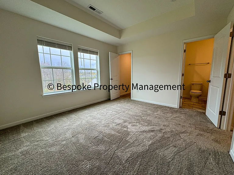 56 Dover Ct — Photo 18