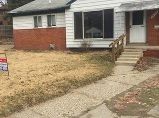 24320 Ithaca Ave, Oak Park, MI 48237