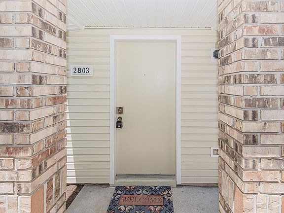 5th image of 2803 Fox Squirrel Dr #A