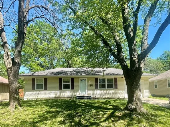 10407 Wallace Ave, Kansas City, MO 64134