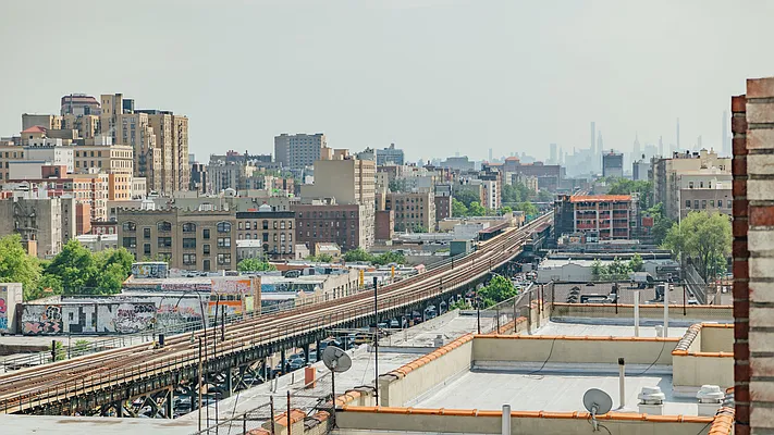 Rented by Nooklyn NYC LLC | media 11