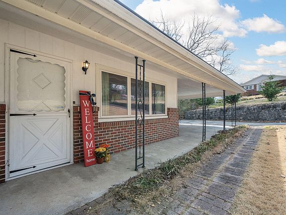 2nd image of 222 Longview Dr