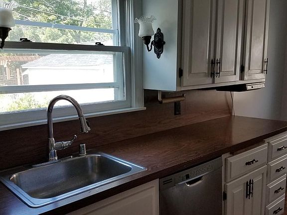 4th image of 4743 N Sheffield Ave