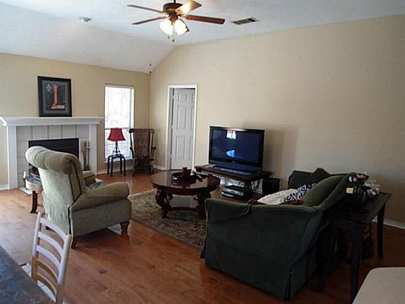 2nd image of 9680 Williford Trl