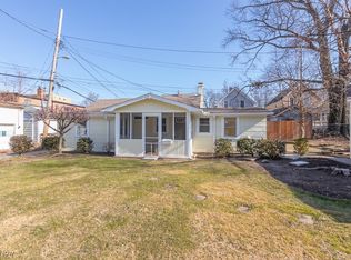 1413 Scenic St, Lakewood, OH 44107