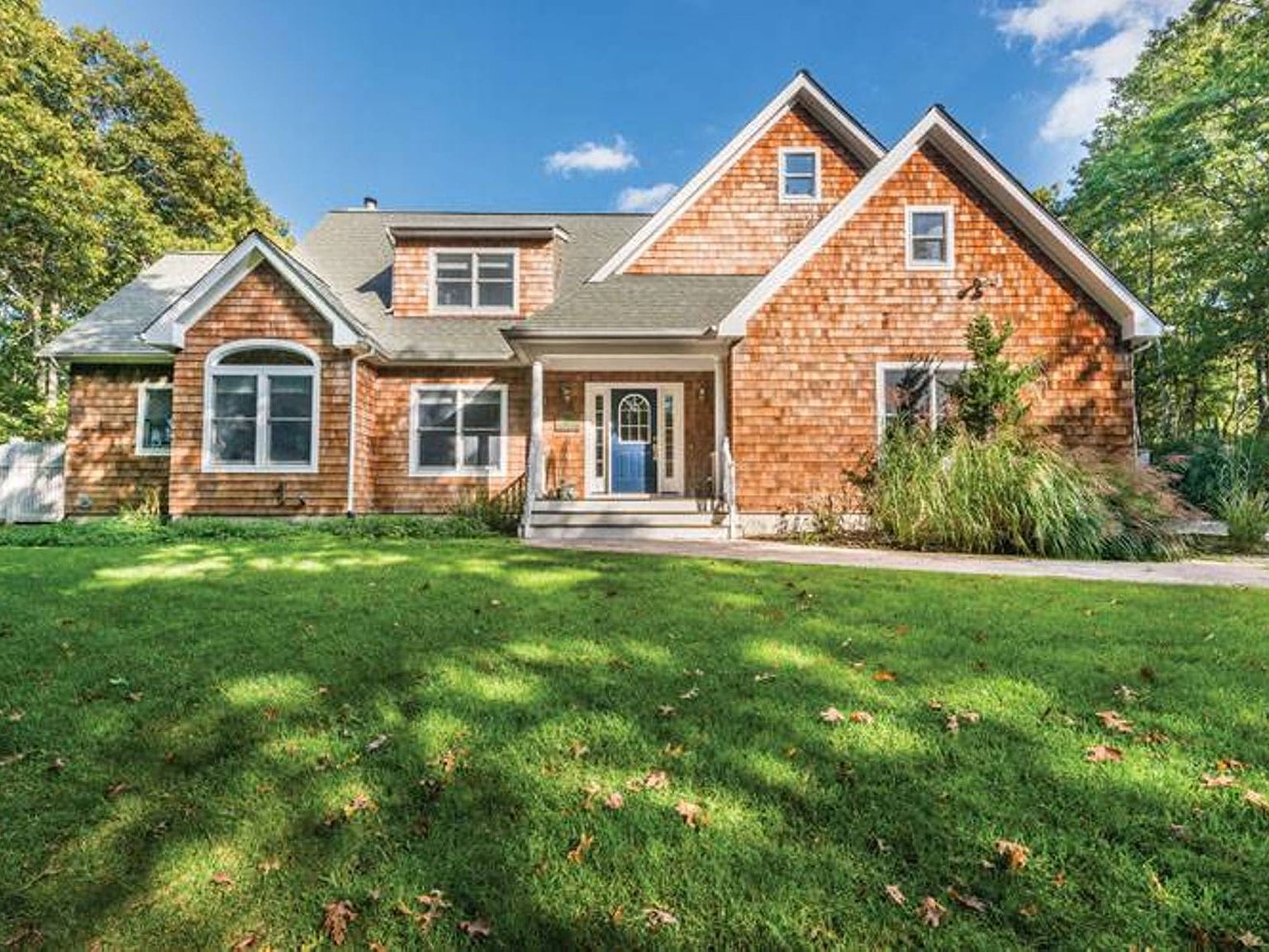 16 Cove Neck Ln, Southampton, NY 11968 Zillow