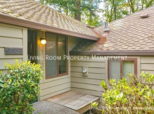 9809 SW 49th Ave, Portland, OR 97219