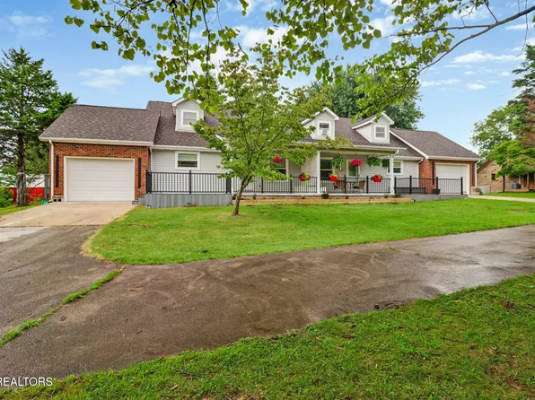 851 Highland Ln, Crossville, TN 38555