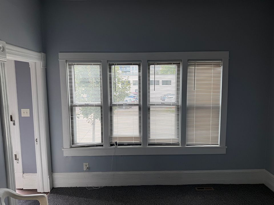 1st image of 214 W Walker St