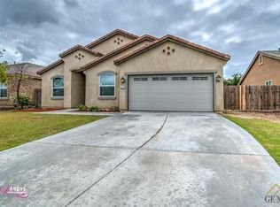6115 Smoky Quartz Dr, Bakersfield, CA 93313