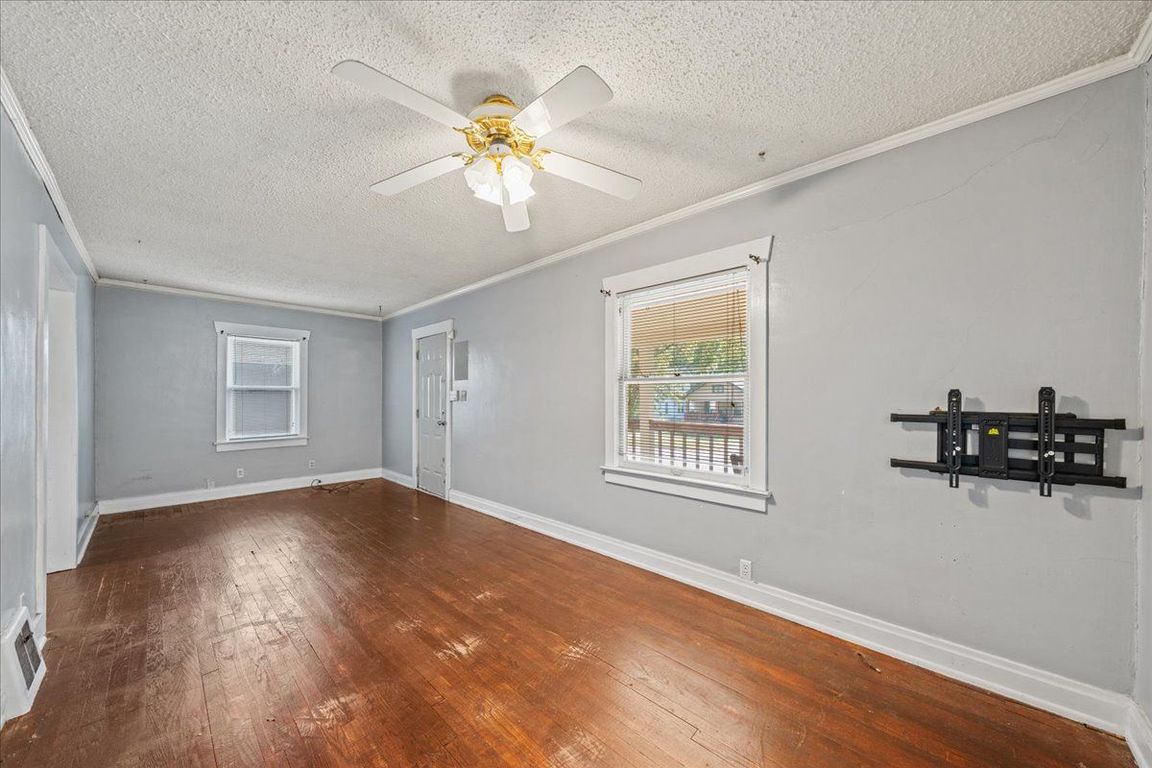 next background image