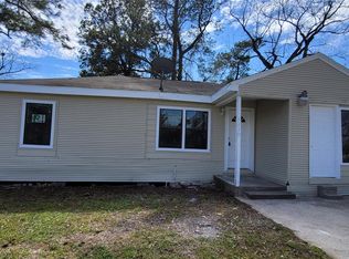 6830 Carothers St, Houston, TX 77028