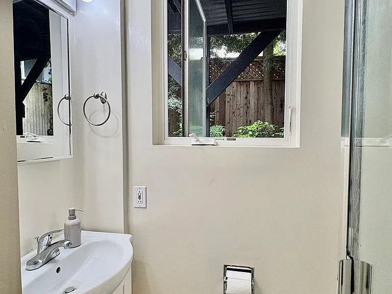 Window in bathroom provides good ventilation