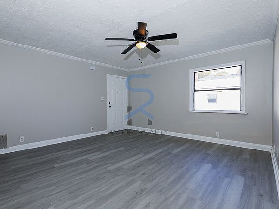 2nd image of 953 Washington St SW APT 5