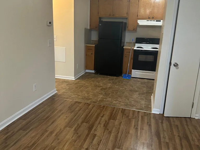 268 Ford Ave #1 — Photo 6