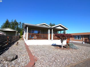 3030 Knott Ter, Coos Bay, OR 97420