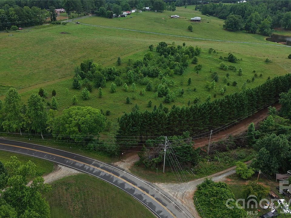 1st image of Landis Ln