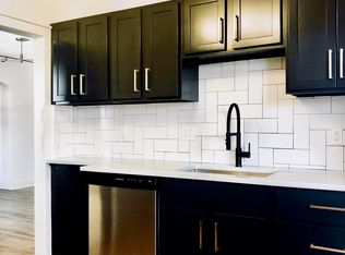 13318 Madison Ave #2, Lakewood, OH 44107