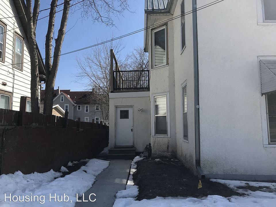1st image of 1211 26th Ave N #1