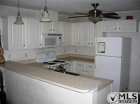 3rd image of 1982 Nena Hills Dr