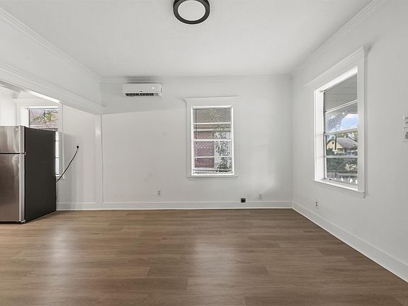 5th image of 4029 Lucille St