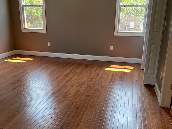 5th image of 43 Clendenny Ave Floor 1