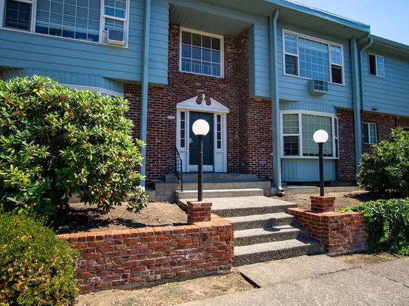 1332 NE 21st Ave APT 7, Portland, OR 97232