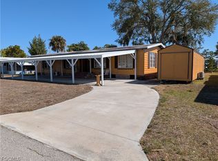 807 Holly Berry Ct, North Fort Myers, FL 33917