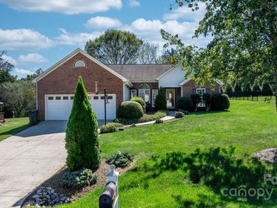 1024 35th Avenue Ln NE, Hickory, NC, 28601