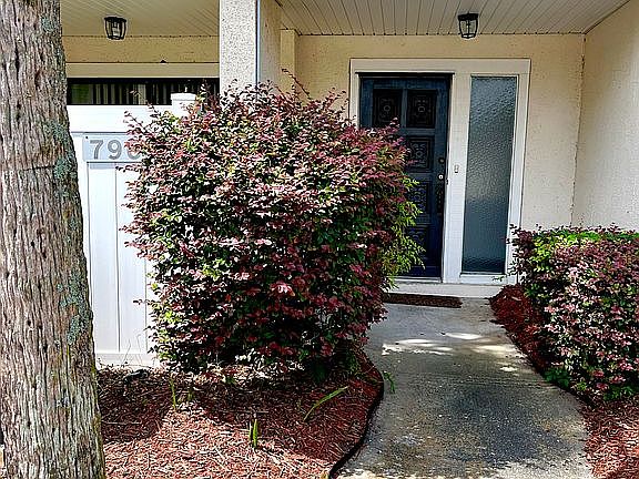 2nd image of 7962 Los Robles Ct #7962