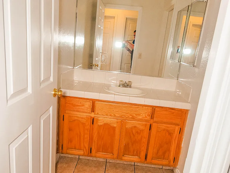 3610 Madison Ave — Photo 11