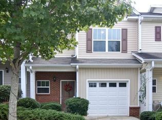 522 Oakside Pl, Acworth, GA