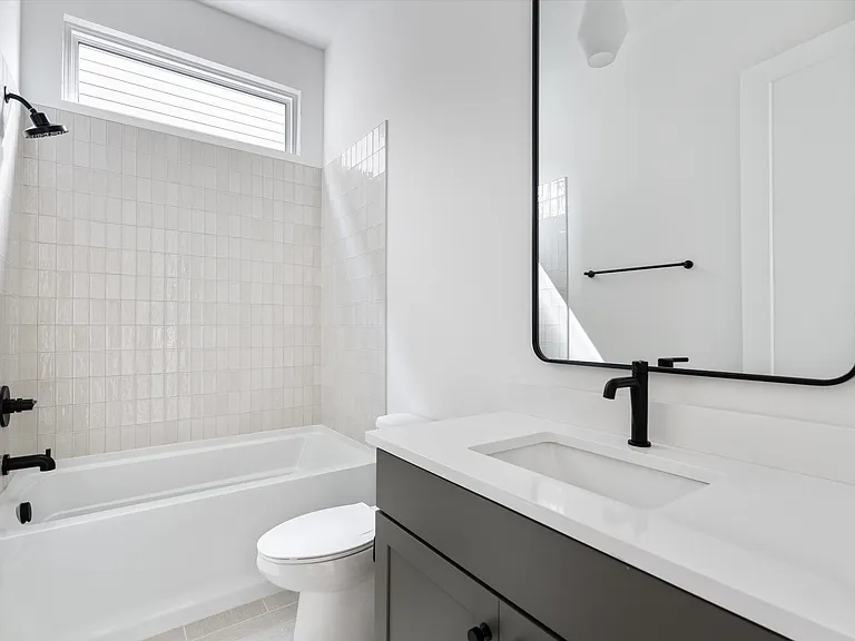 2830 Clifton Ave — Photo 34