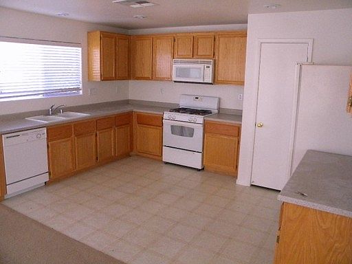 2nd image of 1275 Sweet Orange St