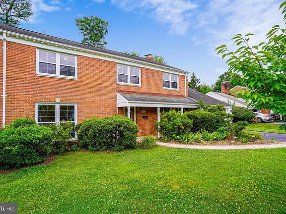 3rd image of 6927 Southridge Dr
