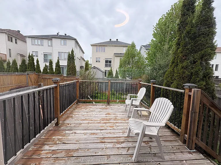 254 Badgeley Ave — Photo 35