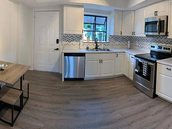 4th image of 134 Lavender Ave