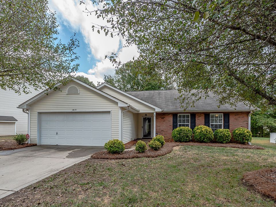 1st image of 1819 Baylor Dr