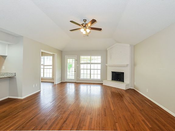 4th image of 6899 Gallop Dr