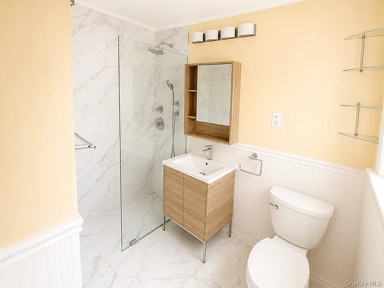 16 Lafayette St #2 — Photo 11