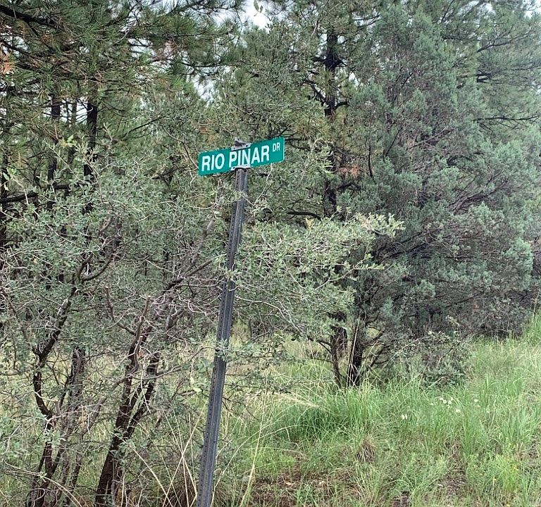 2nd image of 4 Oakmont Dr