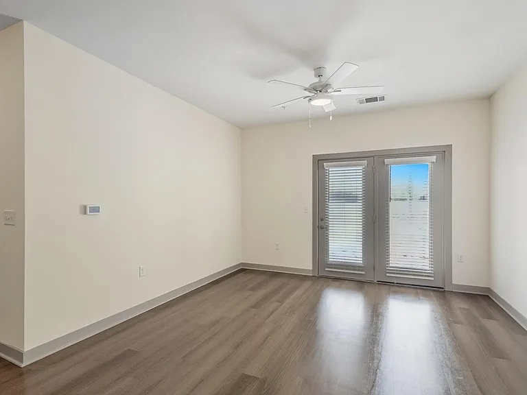Allure Apartments — Photo 72